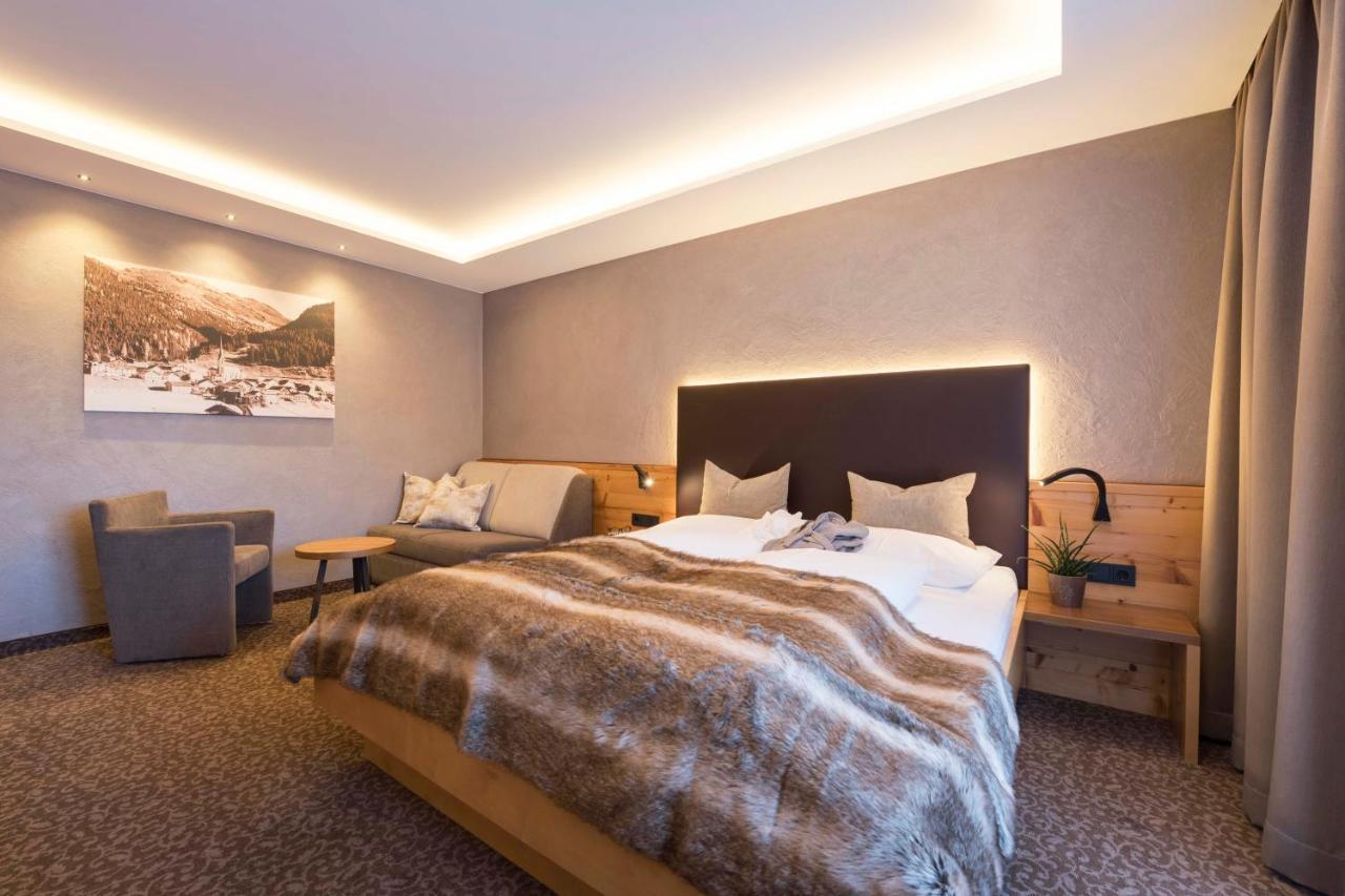 Hotel Garni Mirabell Ischgl Exterior foto