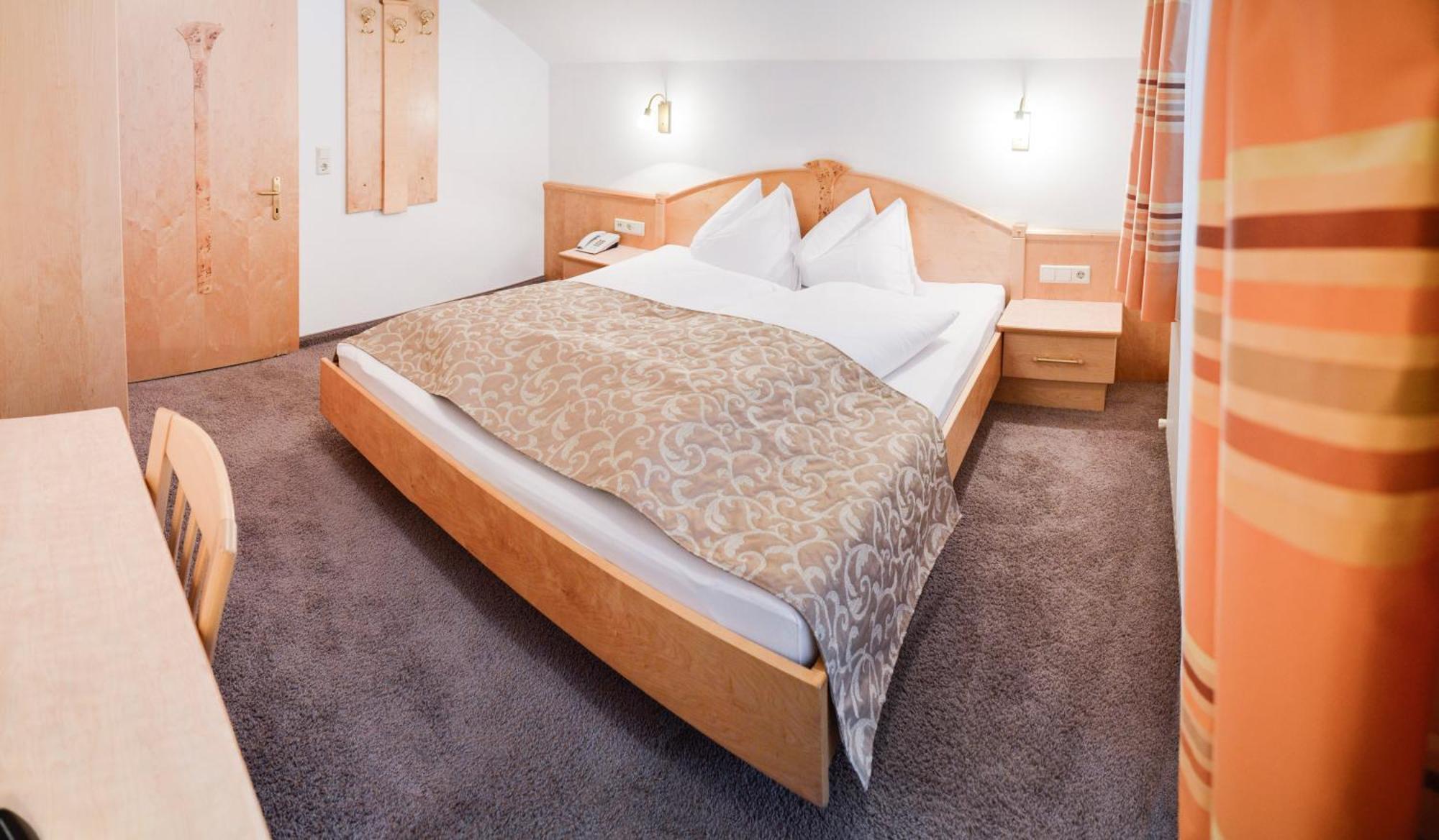 Hotel Garni Mirabell Ischgl Quarto foto